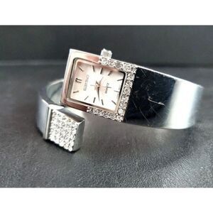 Ellen Tracy Quartz Rhinestone Silver Tone Bangle Bracelet Women's Watch